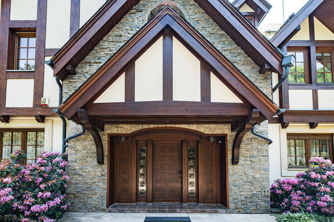 Współczesny zamek w Srebrnej Górze