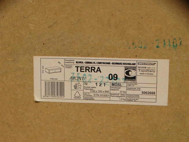 Niska szafka z dwoma szufladami czarny połysk/czarna śliwka