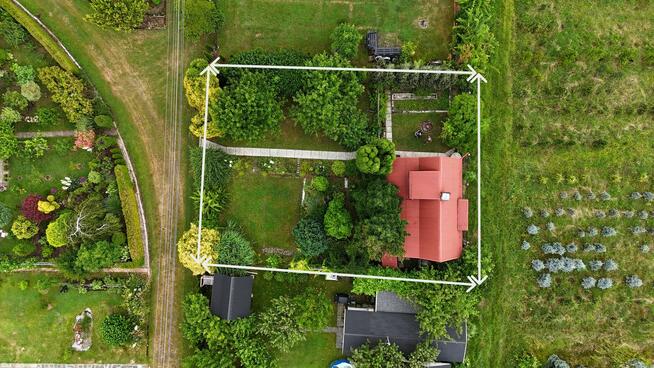 Działka z altaną murowaną