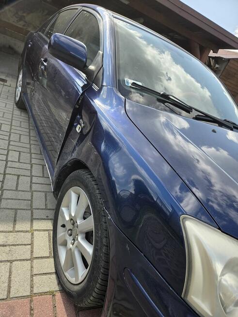 SPRZEDAM TOYOTA AVENSIS 2004, 2.0 D-4D , USZKODZONA