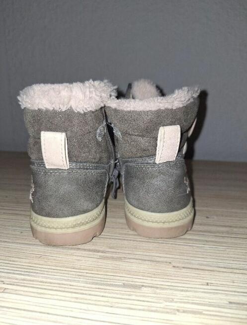 Buty zimowe dla dziewczynki rozmiar 23