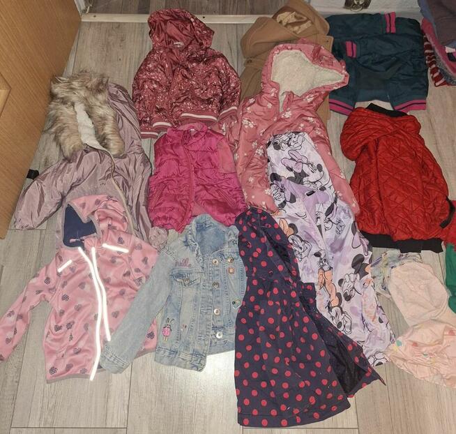 Sprzedam pakę ubrań dla dziewczynki (rozmiar 80–104)