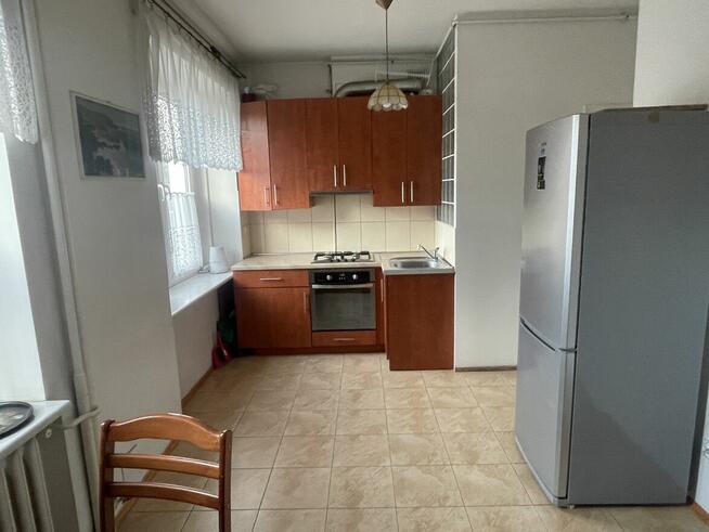 Stary Żoliborz dwupokojowe mieszkanie w kamienicy