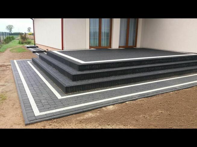 Usługi brukarskie, układanie kostki brukowej.