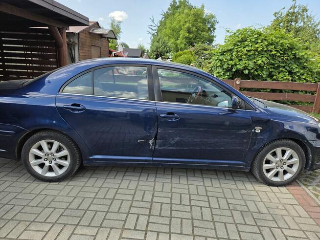 SPRZEDAM TOYOTA AVENSIS 2004, 2.0 D-4D , USZKODZONA