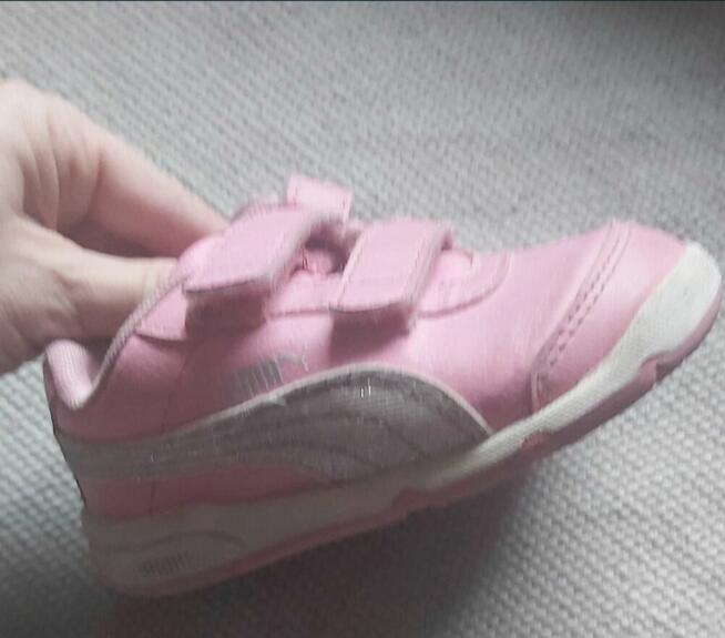 Buty Puma dla dziewczynki rozmiar 22/23