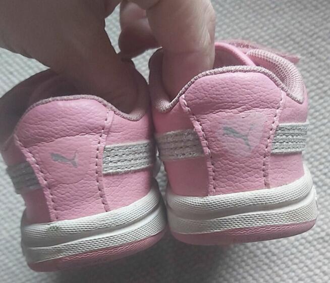 Buty Puma dla dziewczynki rozmiar 22/23