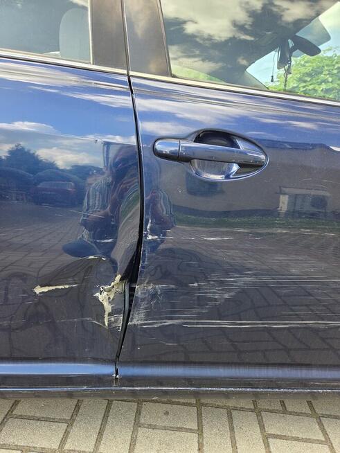 SPRZEDAM TOYOTA AVENSIS 2004, 2.0 D-4D , USZKODZONA