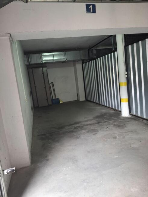 Wynajmę miejsce parkingowe/garaż