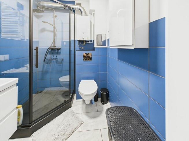 dwa pokoje, parter, centrum.