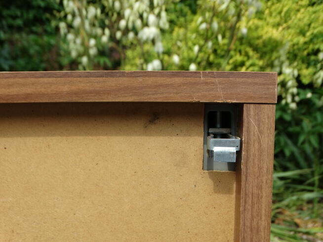 Wisząca witryna szklana, półka