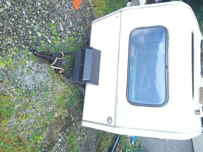 Przyczepa kempingowa a126 Niewiadów z tworzywa