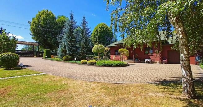 Posiadłość otulona zielenią 1,37ha ,Dwa domy , piękny ogród