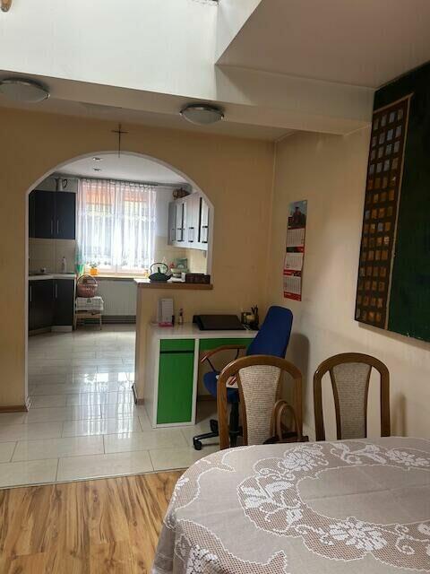 Na sprzedaż dom z lokalem uzytkowym centrum