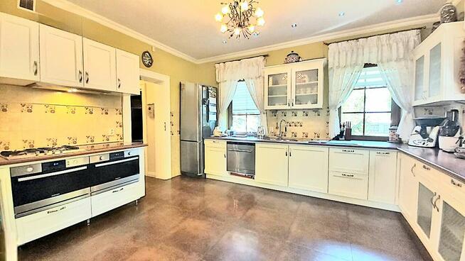 Stylowy dworek do wynajęcia – Bobrza, 10 min. od Kielc, staw