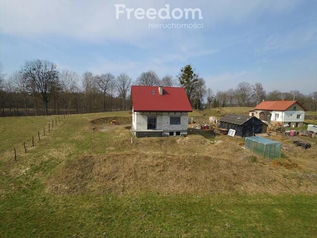 Dom w stanie surowym otwartym nad jeziorem Wegój