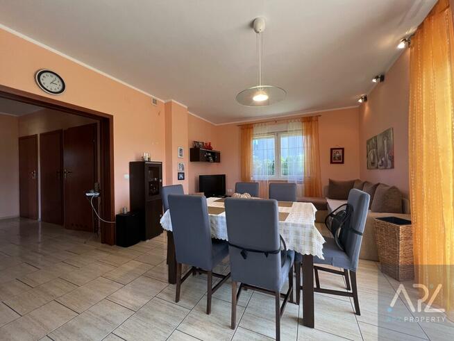 Dom Ustronie Morskie, Osiedlowa