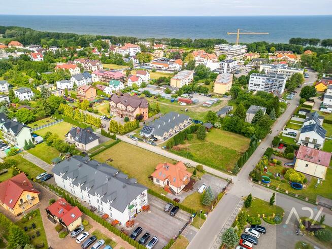 Dom Ustronie Morskie, Osiedlowa