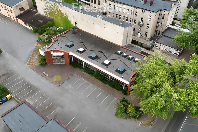 Kompleks magazynowo-biurowy w centrum miasta