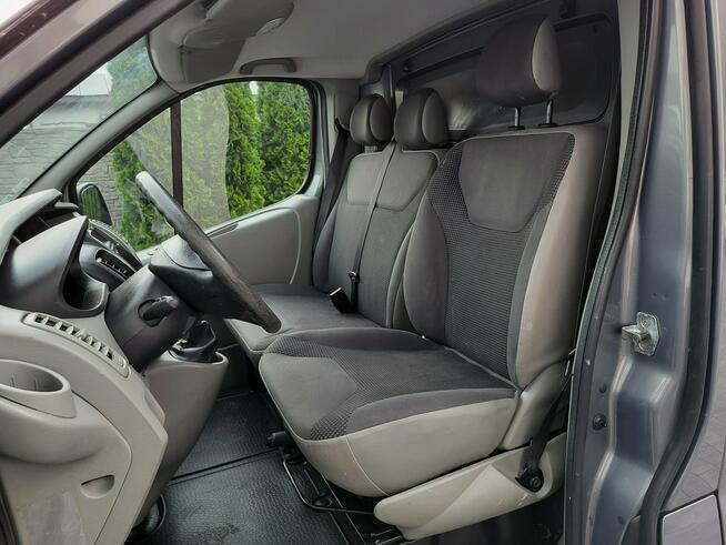 Opel Vivaro ** Przebieg 113 Tys Km ** 2,0 DCI ** Klimatyzacja ** Bagaznik Dachowy