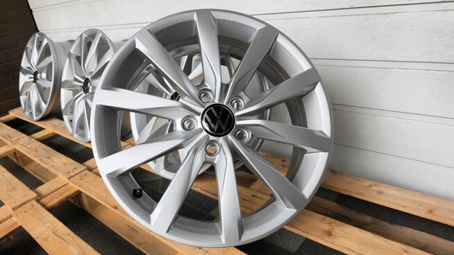 Felgi aluminiowe Vw Golf 6 7 Seat Skoda Audi 17 5x112 Et34