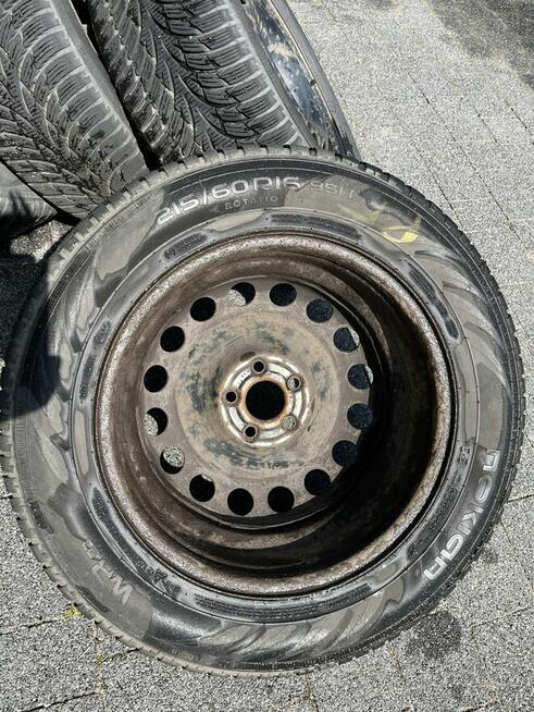 Opony premium z felgami zimowe Nokian 215/60 R16 95H
