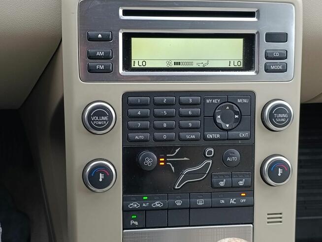 2.0 Momentum, Manual, Serwisowany,2 x Klucz, Hak