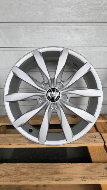 Felgi aluminiowe Vw Golf 6 7 Seat Skoda Audi 17 5x112 Et34