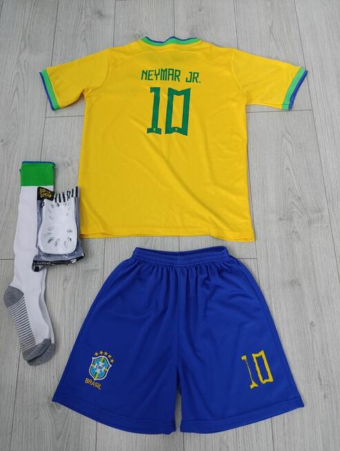 Sprzedam strój piłkarski