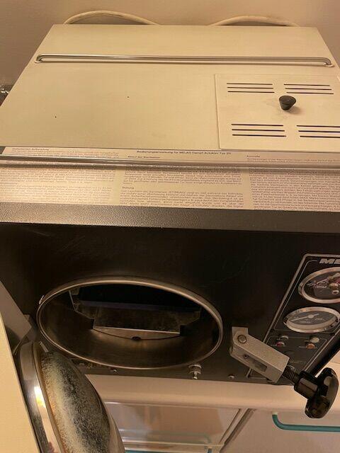 Autoklaw Melag Typ 29 w dobrym stanie, w pełni sprawny