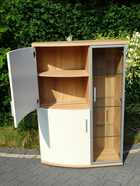 Szafka witryna jasna szklane półki ośw. led