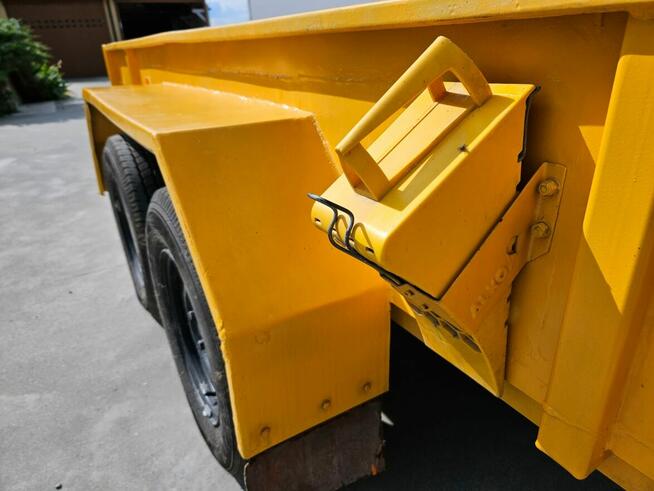 Przyczepa niskopodwoziowa z dyszlem regulowanym, mocna DMC 3