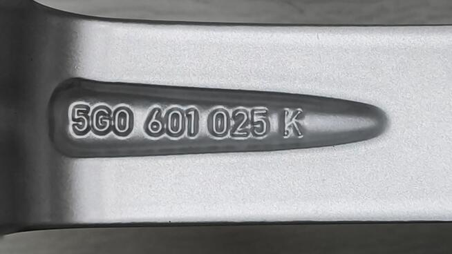 Felgi aluminiowe Vw Golf 6 7 Seat Skoda Audi 17 5x112 Et34