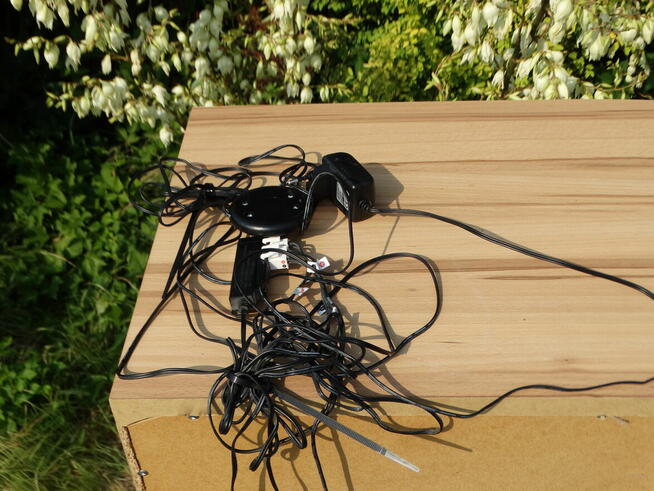 Szafka witryna jasna szklane półki ośw. led