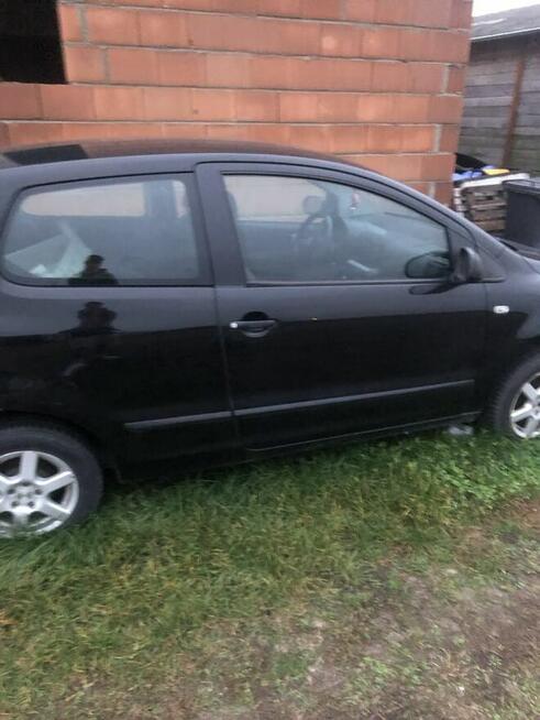 Volkswagen Fox 1.2 benzyna – 2006 rok – 174 000 km – Czarny