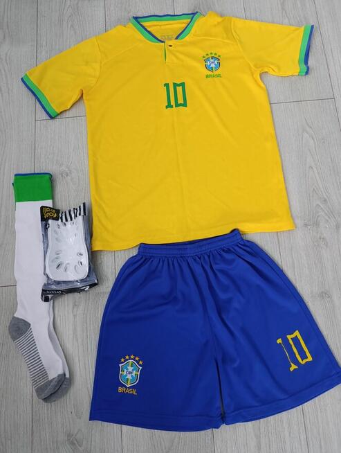 Sprzedam strój piłkarski