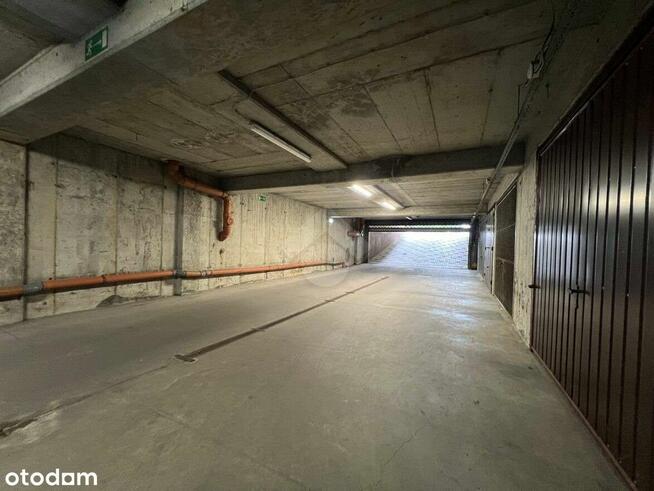 Zamykany garaż w parkingu podziemnym na sprzedaż