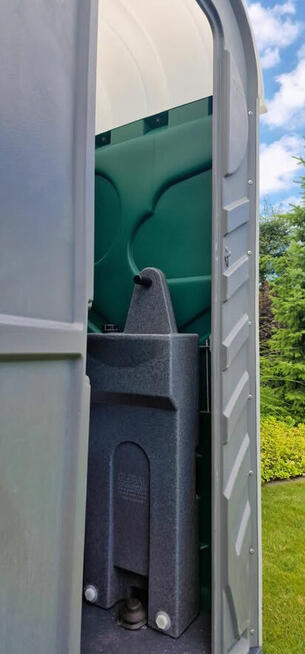 Toaleta przenośna z umywalką na sprzedaż WC przenośne mobiln