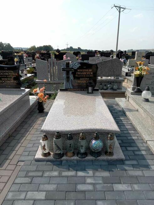 TANIE POMNIKI GRANITOWE