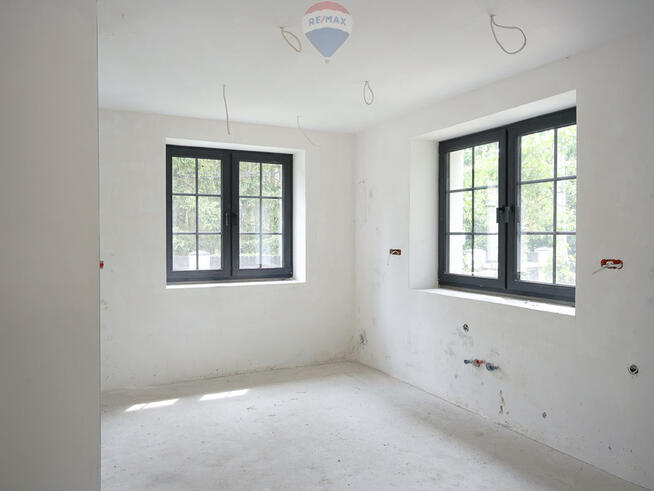 Willa|obok PODKOWY LEŚNEJ i MILANÓWKA|DUŻA DZIAŁKA