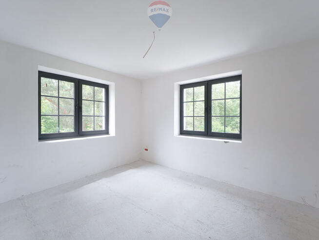 Willa|obok PODKOWY LEŚNEJ i MILANÓWKA|DUŻA DZIAŁKA