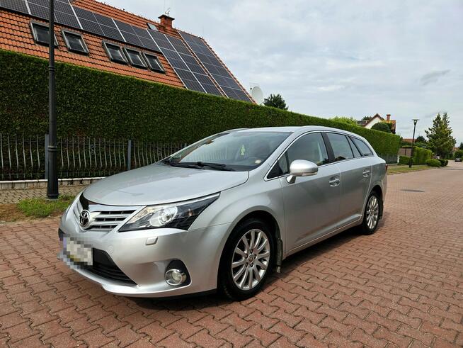 Toyota Avensis Kombi LIFT 2.0 D-4D 124KM 2013r Navi, Skóry, Grzane Fotele, Tempomat