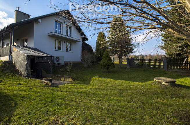 Dom z fotowoltaiką, działka 15 ar Chmielnik