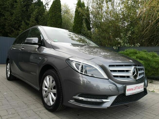 Mercedes B 180 1,6 16v 122KM # Klimatronik# Navi # Alu Felgi # Servis #Ledy#Gwarancja