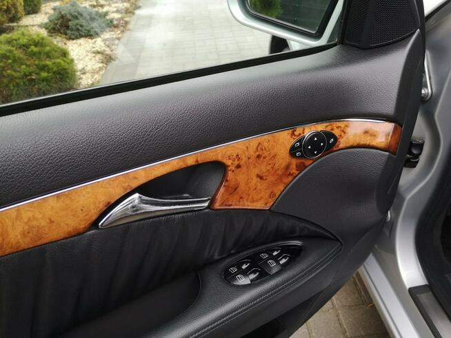 Mercedes E 280 3.0 V6 CDI190KM Klimatronic Tempomat Skóra Navi Alu Xenon Automat