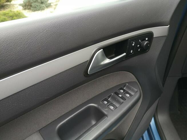 Volkswagen Touran 1.2 TFSI 105KM Klimatronic Isofix Halogeny Podgrzewane fotele Serwis