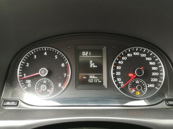 Volkswagen Touran 1.2 TFSI 105KM Klimatronic Isofix Halogeny Podgrzewane fotele Serwis