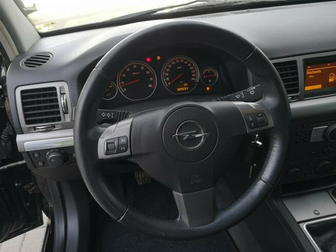 Opel Vectra 2.8 Benzyna V6 230KM # Klimatronik # ALU 17 # Xenon # Gwarancja