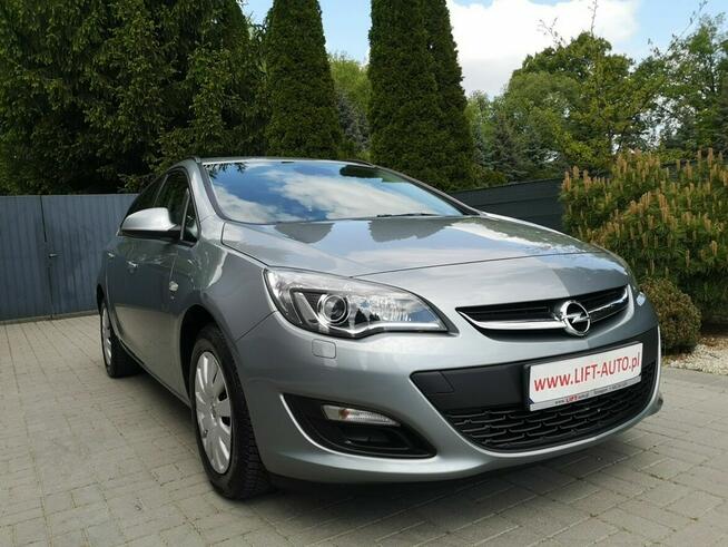 Opel Astra 1.4 16v 140KM Klimatronik Tempomat LIFT NAVI Bi Xenon Ledy Gwarancja