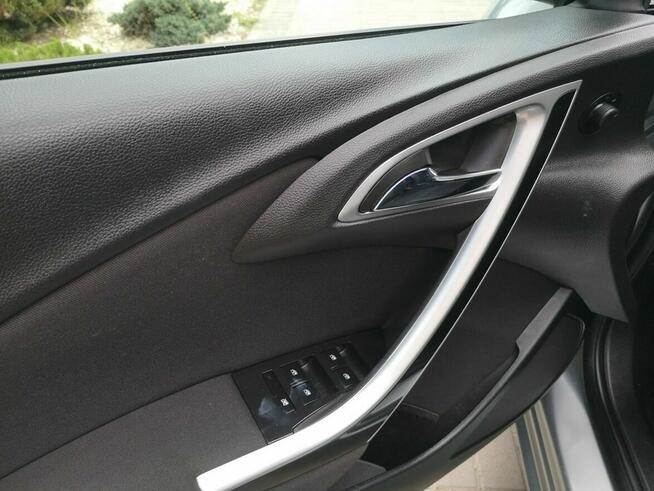 Opel Astra 1.4 16v 140KM Klimatronik Tempomat LIFT NAVI Bi Xenon Ledy Gwarancja